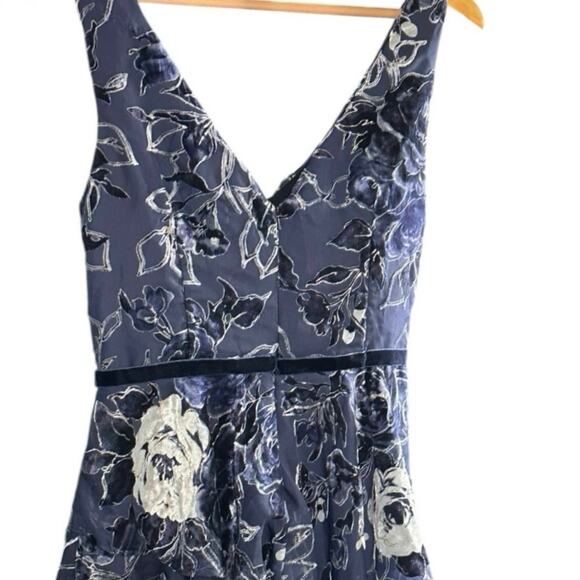 Marchesa Notte Ruffle Tiered Velvet Cocktail Dress Navy silver accents Size 8 - Picture 5 of 11